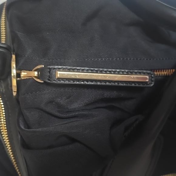 Caraa Studio Bag Small in Black Leather - Gold Hardware - Picture 6 of 10